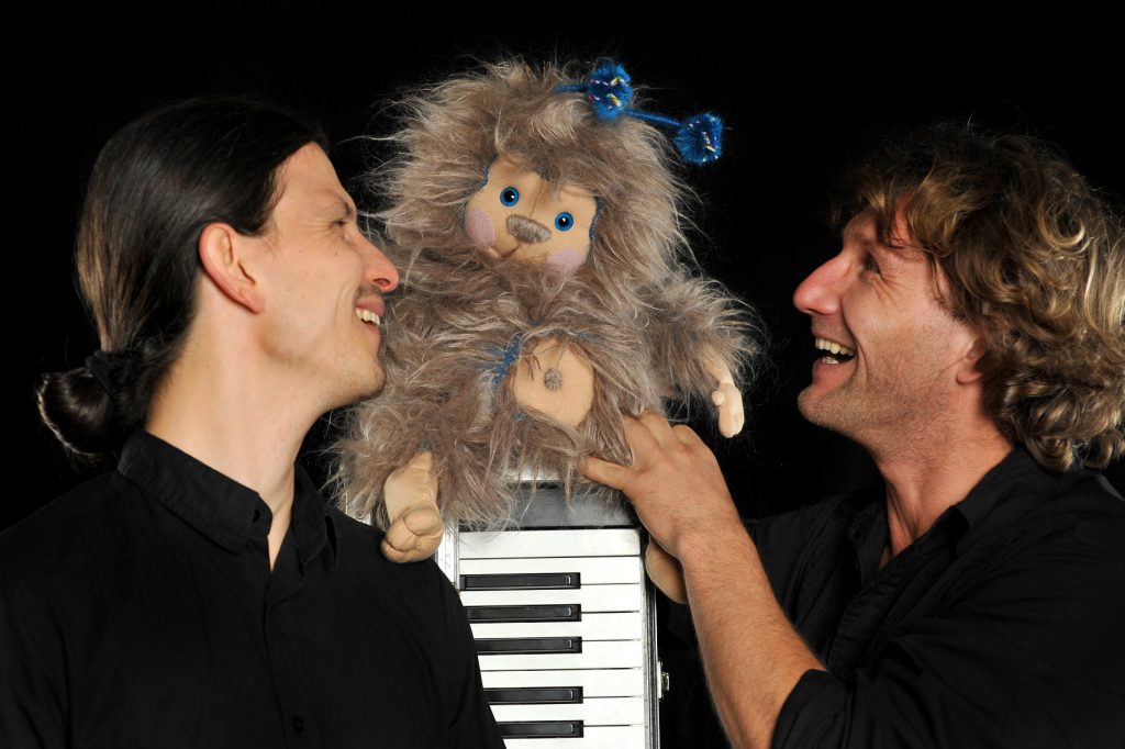 Portraitfoto Tastenmann, Puschelpapa und Puschel