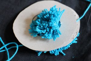 Bastelanleitung Puschelbommel